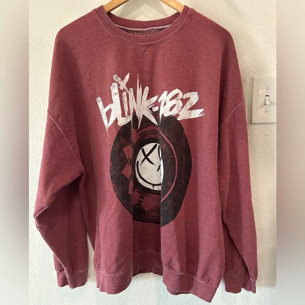 Blink 182 sweatshirt